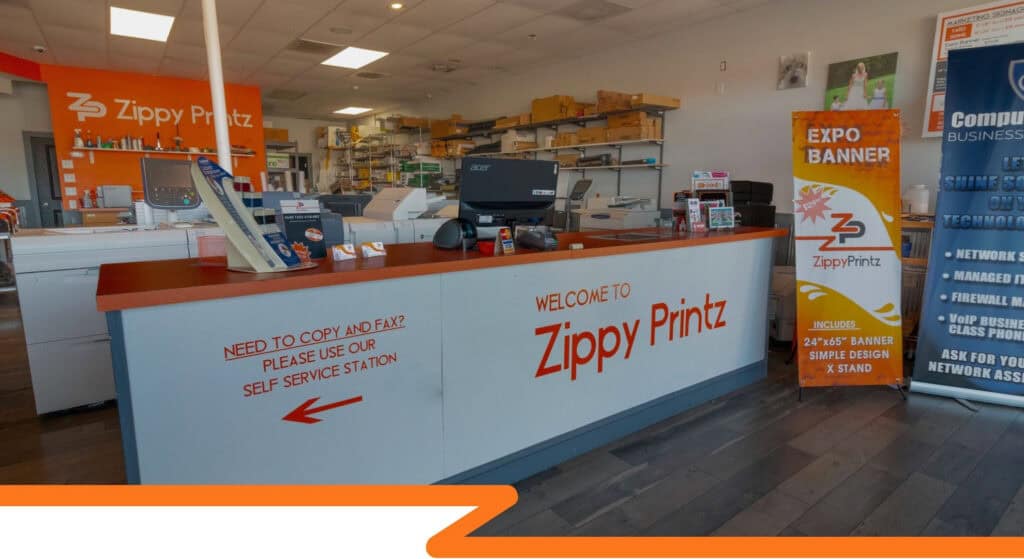 zippy printz seymour, tn inside at the desk